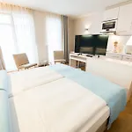 Hotel Nymphe Strandhotel & 4*