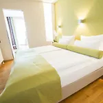 Nymphe Strandhotel & 4*
