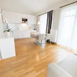 Nymphe Strandhotel & Hotel