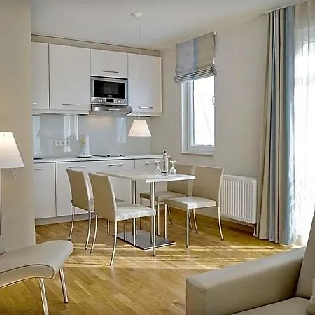 Nymphe Strandhotel &