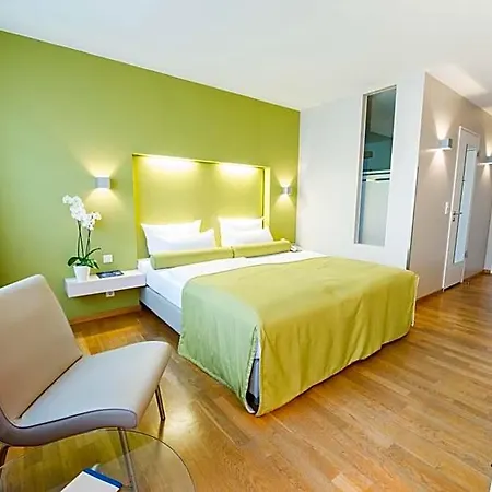 Nymphe Strandhotel & Hotel 4*
