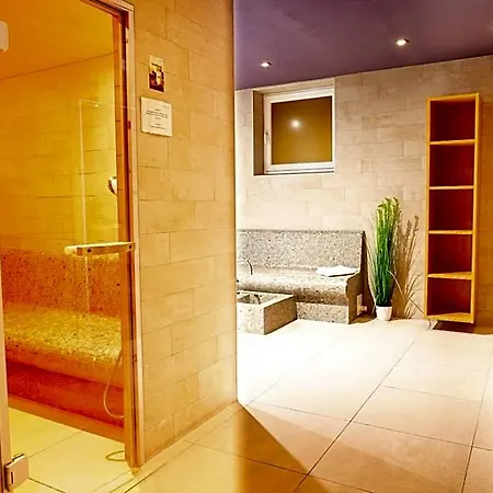 Nymphe Strandhotel & Hotel 4*