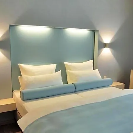 Nymphe Strandhotel & Hotel 4*