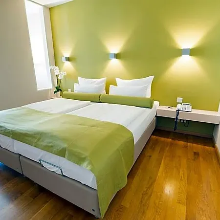 Nymphe Strandhotel & Hotel