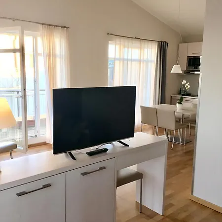 מלון Nymphe Strandhotel & בינץ