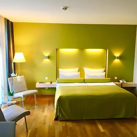 ホテル Nymphe Strandhotel & ビンツ