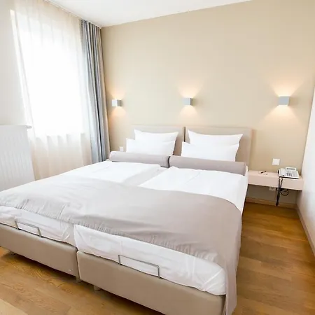 Nymphe Strandhotel & 4*