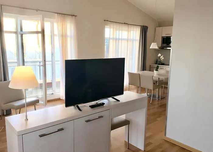 מלון Nymphe Strandhotel & בינץ
