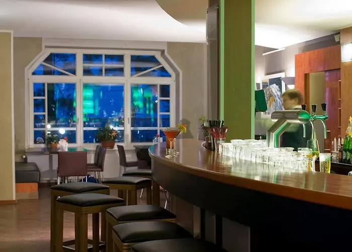 מלון Nymphe Strandhotel & בינץ